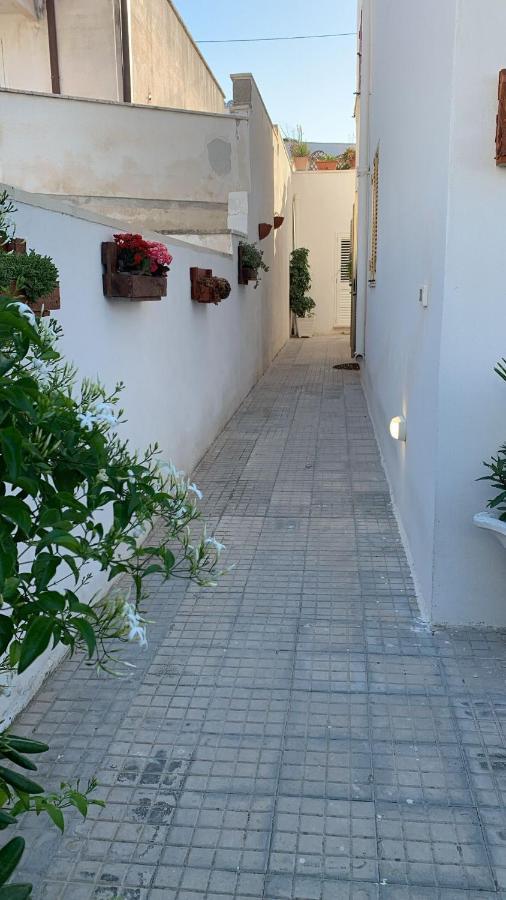 Casa Di Nonna Checca Bed and Breakfast Santa Maria di Leuca Exteriör bild