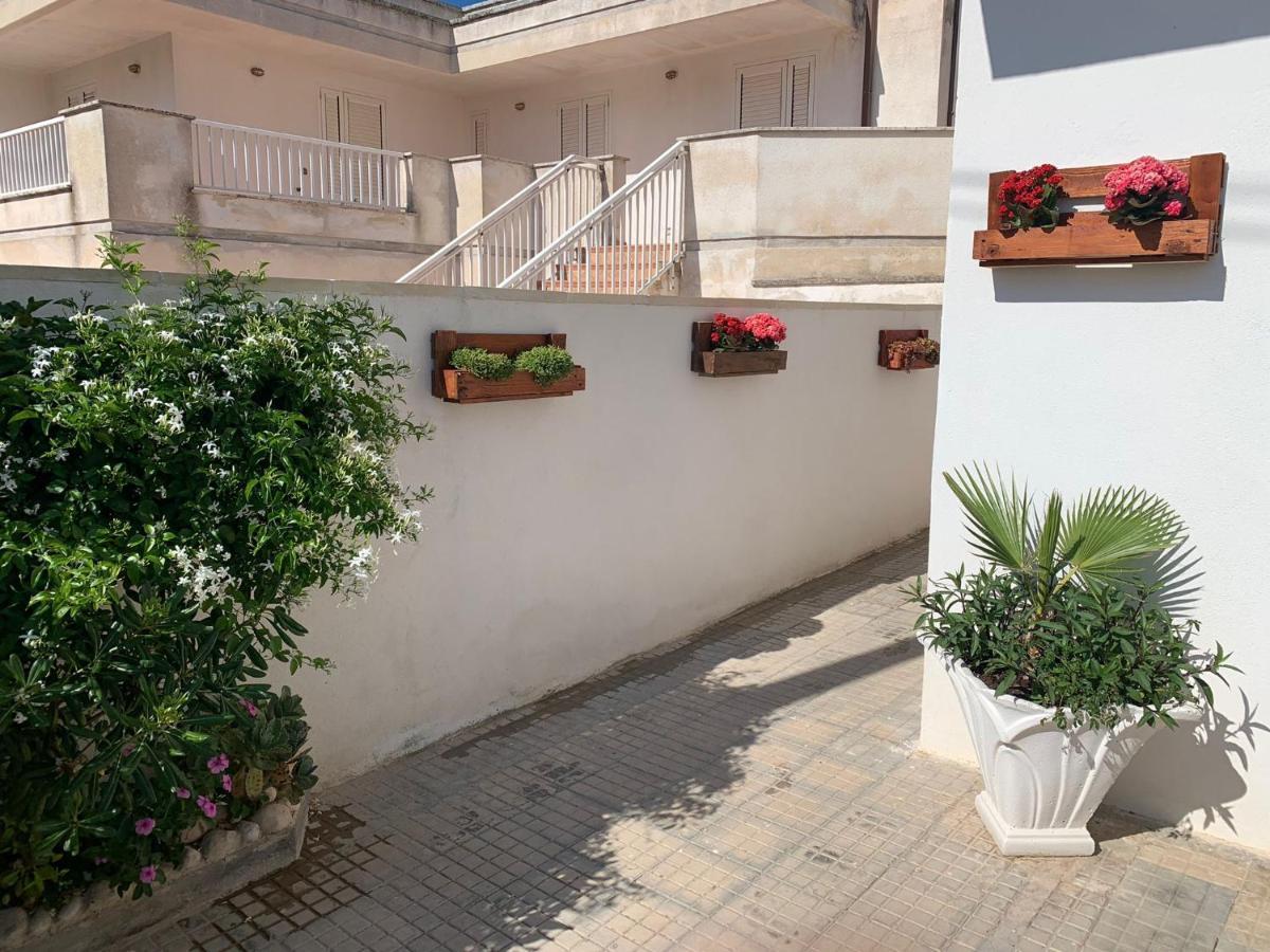 Casa Di Nonna Checca Bed and Breakfast Santa Maria di Leuca Exteriör bild